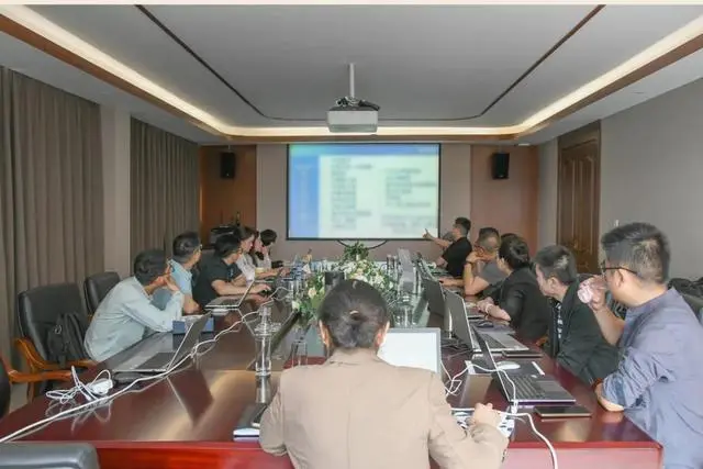 2121非凡国际科技集团