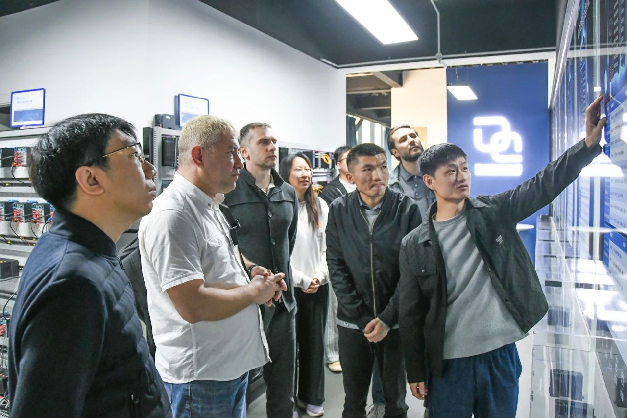 深入相识LicOS PLC控制器手艺